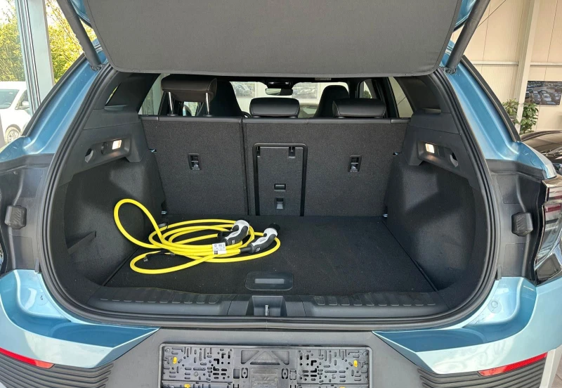 Ford Explorer PREMIUM/286HP/RWD/AMBI/CARPLAY/KLESS/PANO/156f, снимка 7 - Автомобили и джипове - 50640530