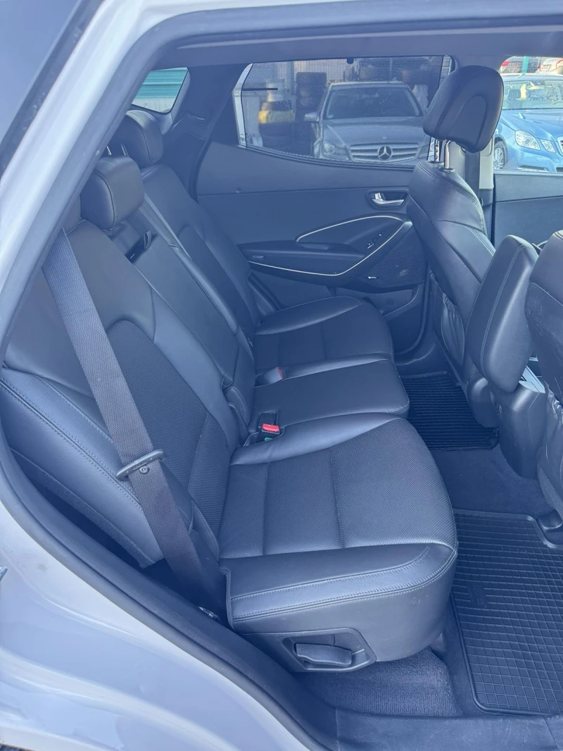 Hyundai Santa fe 2.2 CRDi Premium 4WD, снимка 11 - Автомобили и джипове - 51523090
