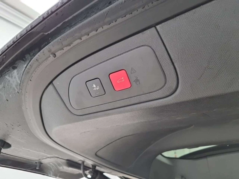 DS DS 7 Crossback Opera 4x4 Pano Night Keyless, снимка 16 - Автомобили и джипове - 53087382