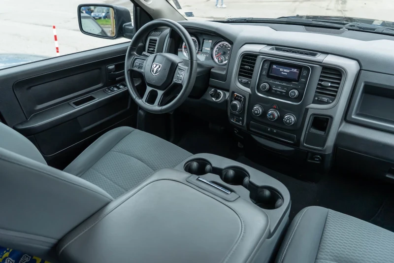 Dodge RAM 1500, снимка 8 - Автомобили и джипове - 52373197