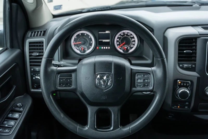 Dodge RAM 1500, снимка 9 - Автомобили и джипове - 52373197