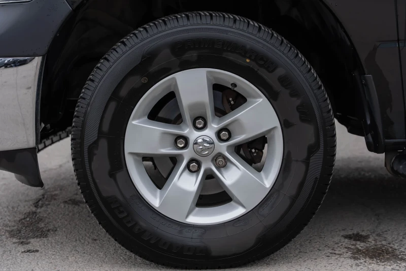 Dodge RAM 1500, снимка 16 - Автомобили и джипове - 52373197