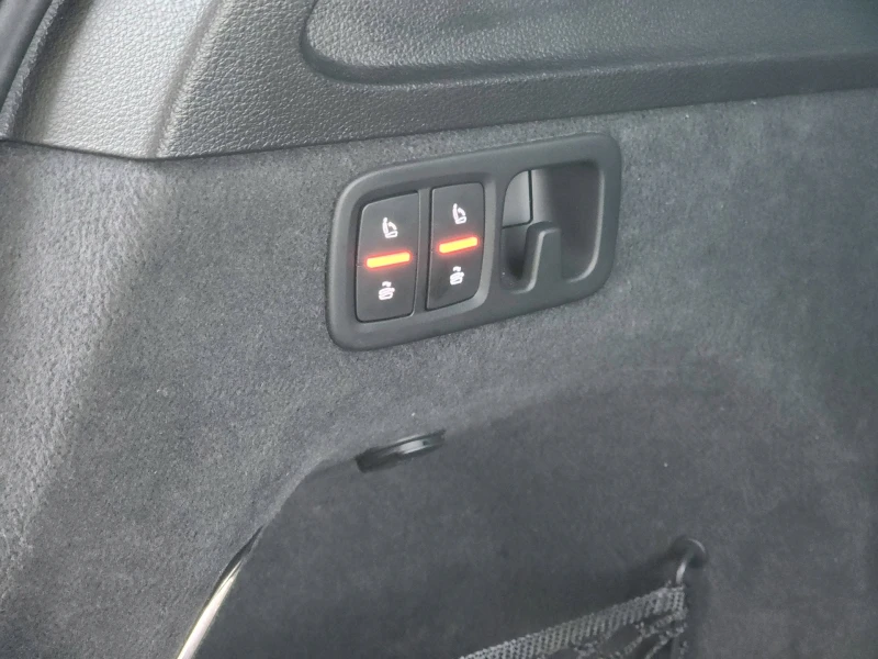 Audi Q7 TECHNIK* S-LINE* MATRIX* DIGITAL* BOSE* ОБДУХ* PAN, снимка 16 - Автомобили и джипове - 52374544