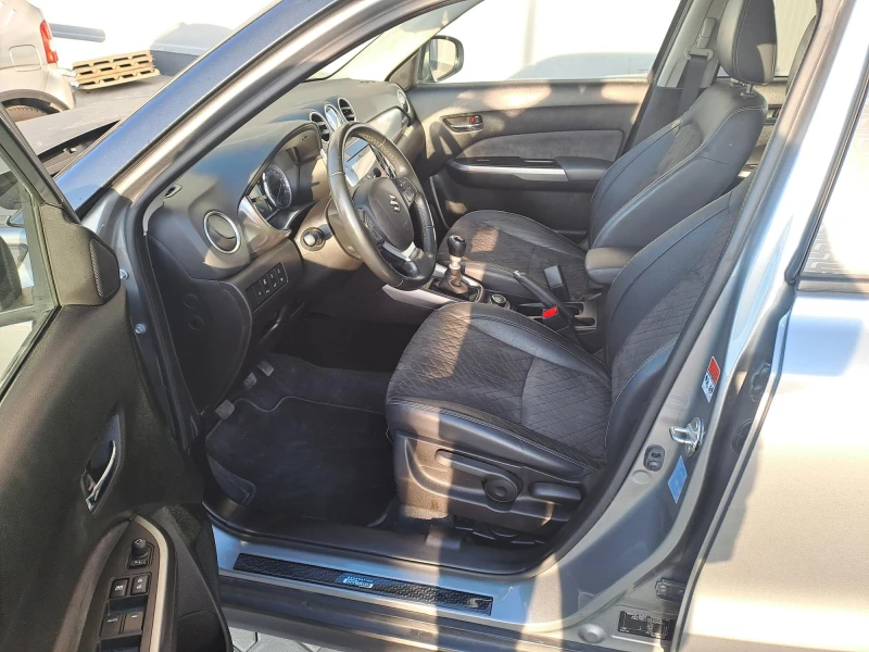 Suzuki Vitara 1.4 GLX S/R Booster Jet 4X4 HYBRID, снимка 9 - Автомобили и джипове - 53439371