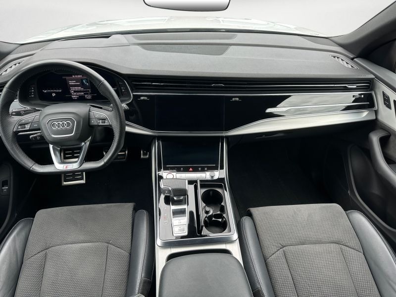 Audi SQ8 TDI/ QUATTRO/ BLACK OPTIC/B&O/ MATRIX/HEAD UP/ 22/, снимка 10 - Автомобили и джипове - 43299007