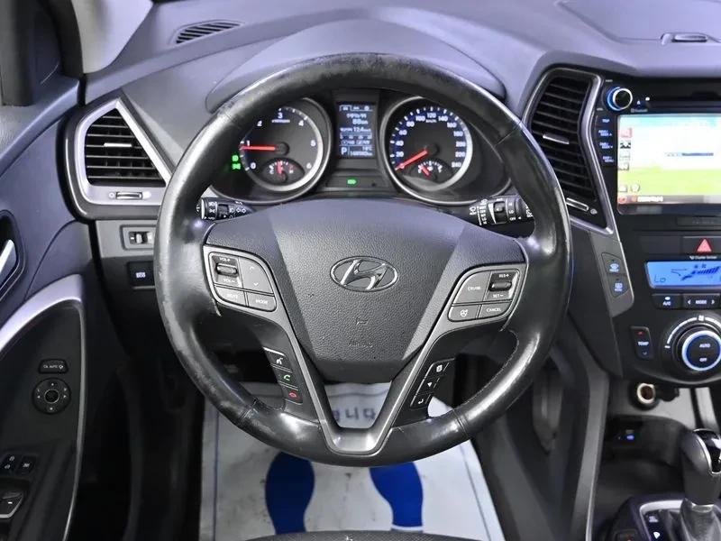 Hyundai Santa fe 2.0 2Wd Premium, снимка 12 - Автомобили и джипове - 53957946