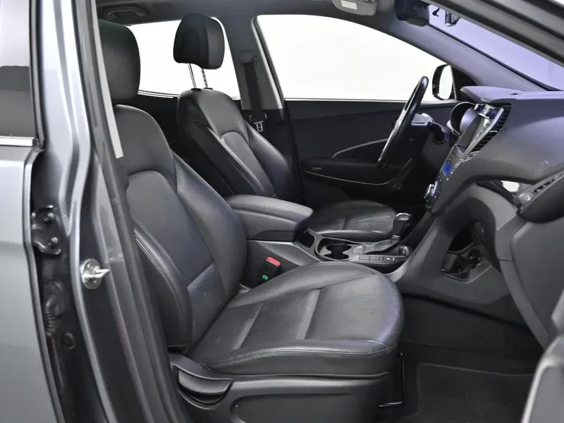 Hyundai Santa fe 2.0 2Wd Premium, снимка 10 - Автомобили и джипове - 53957946