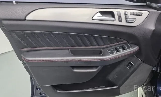 Mercedes-Benz GLE 350 D/COUPE/360CAMERA/H&K/ПАНОРАМА/, снимка 10 - Автомобили и джипове - 55597533