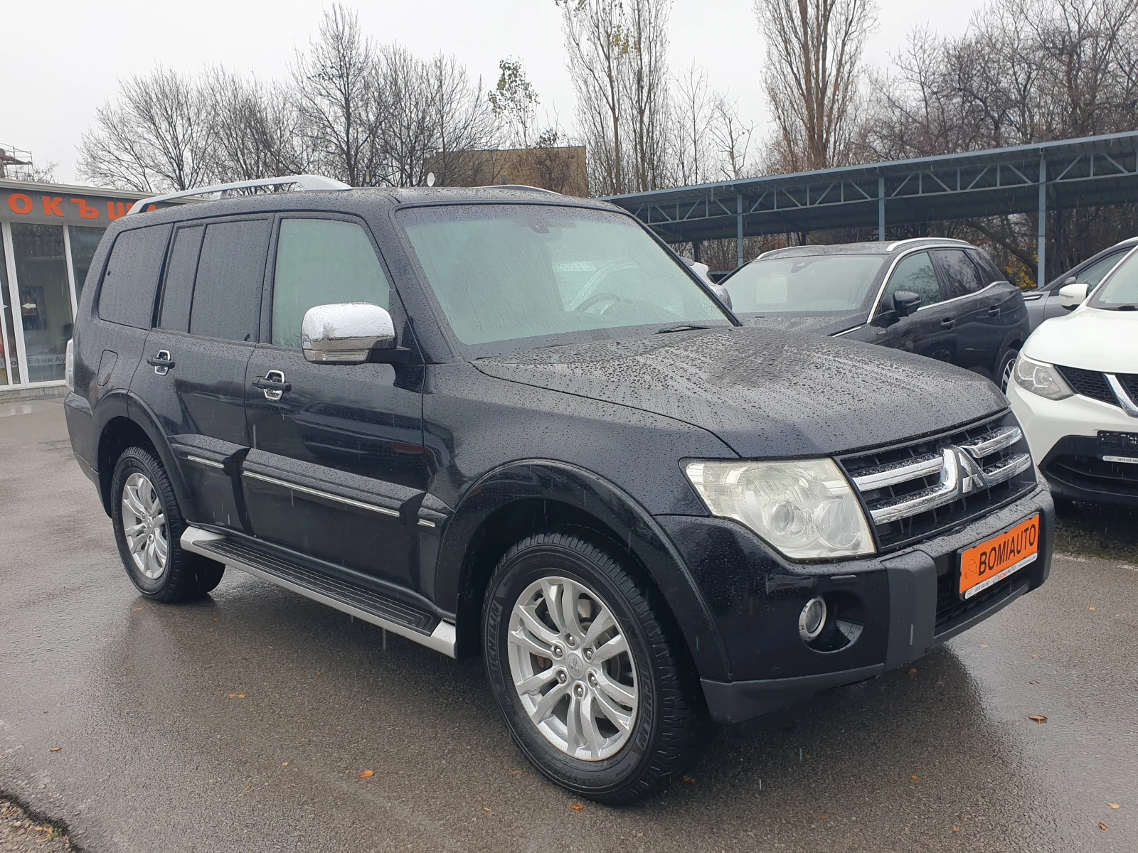 Mitsubishi Pajero 3.2Di-D* 4X4* XENON* АВТОМАТИК* 7MEСТА* КОЖА - изображение 3