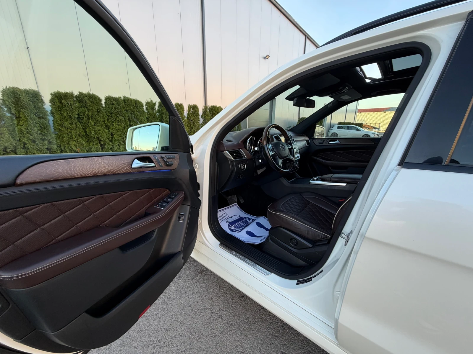 Mercedes-Benz ML 350 cdi* AMG* Designo* Обдухване* Перла* ЛИЗИНГ*  - изображение 8