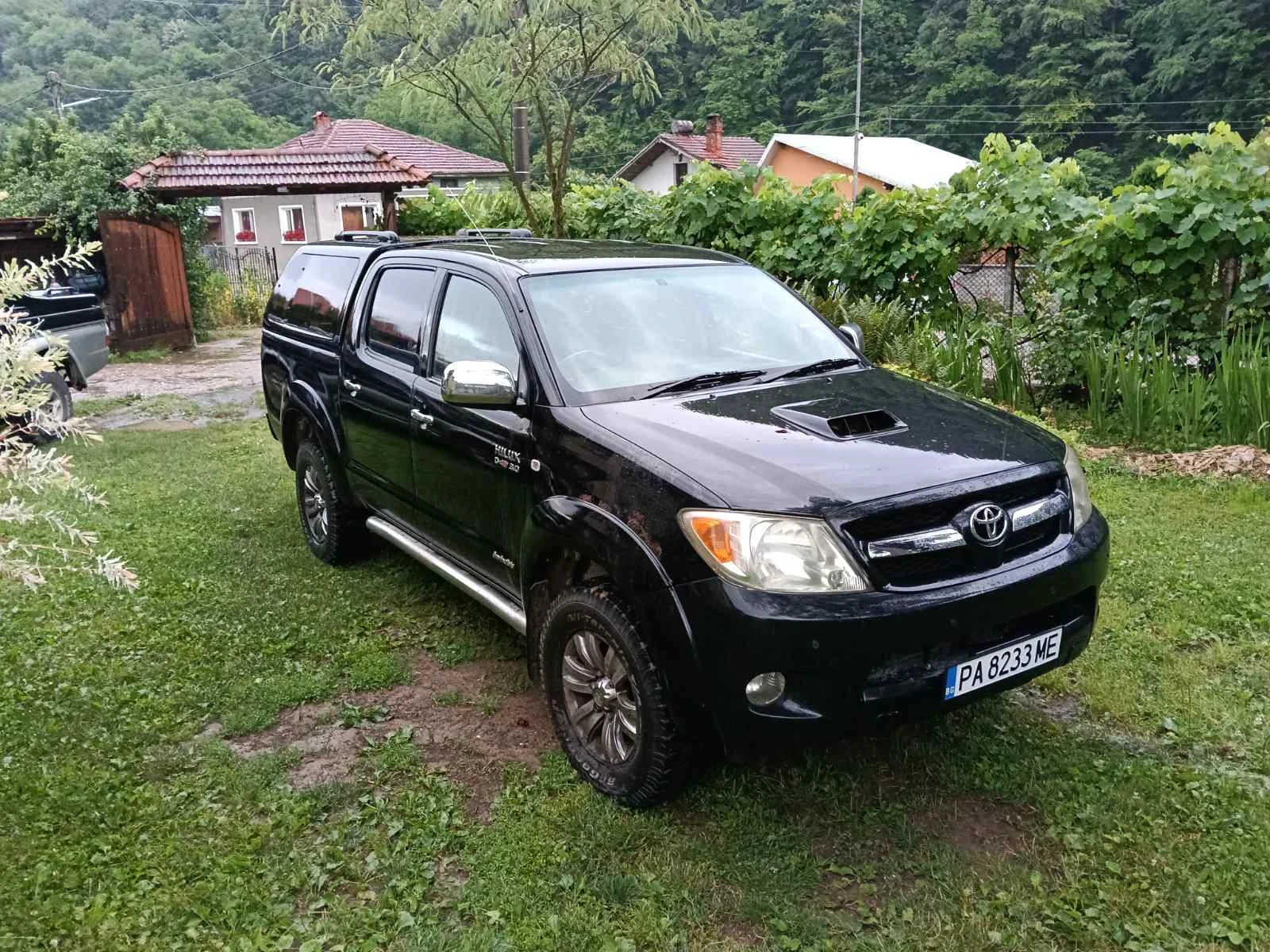 Toyota Hilux 3.0 Invincible, снимка 4 - Автомобили и джипове - 55137421