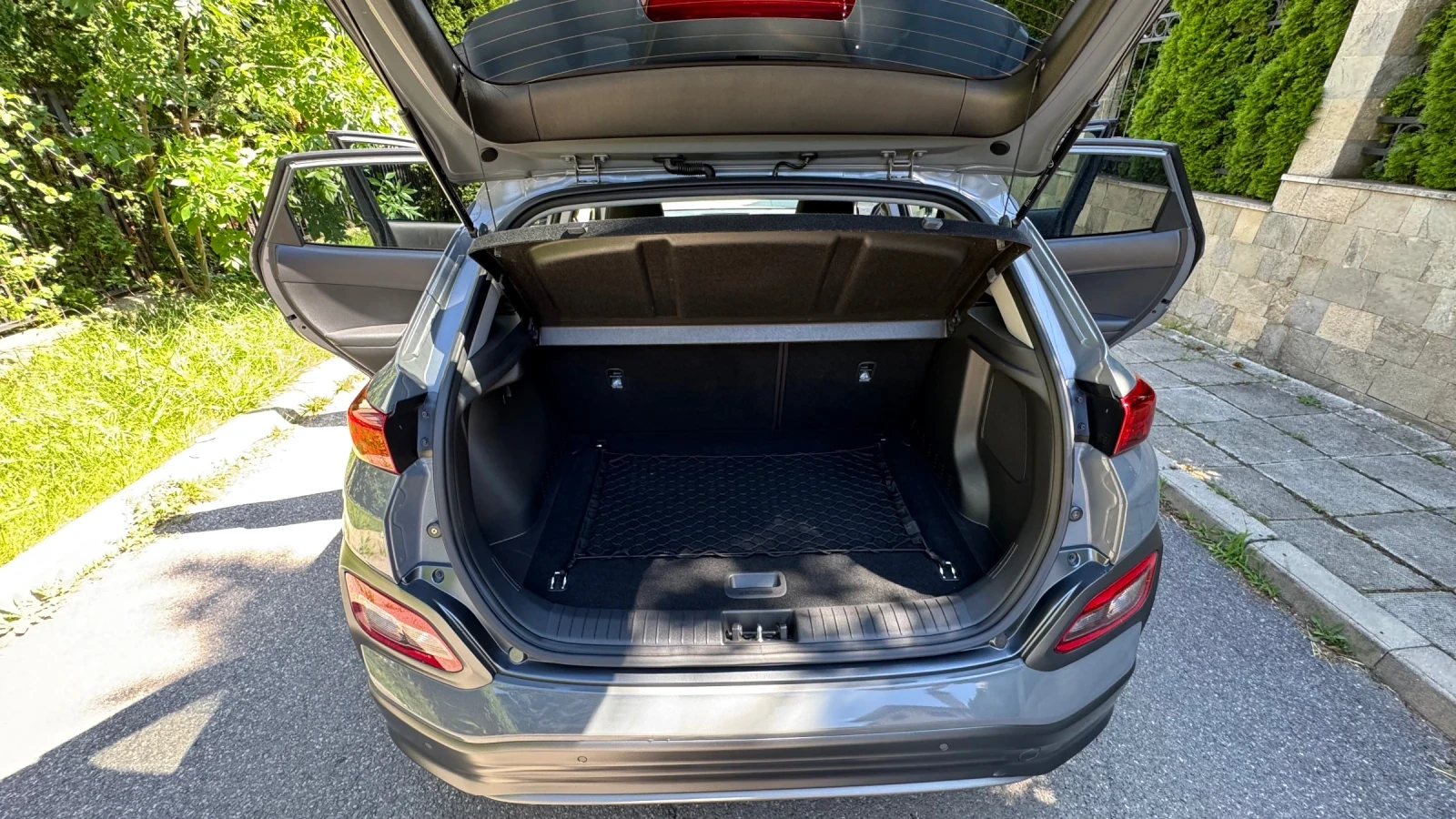 Hyundai Kona, снимка 6 - Автомобили и джипове - 55155351