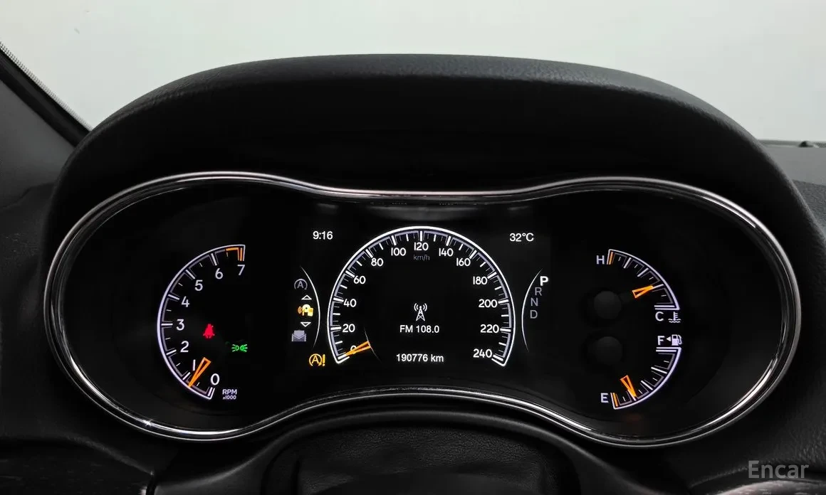 Jeep Grand cherokee LIMITED ОБДУХВАНЕ ПАНОРАМА CARPLAY ТЕГЛИЧ СТЕПЕНКИ, снимка 10 - Автомобили и джипове - 55578321