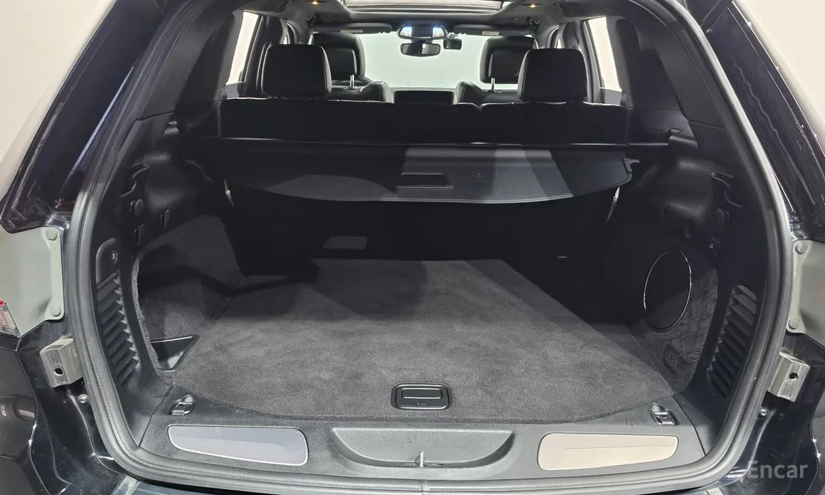 Jeep Grand cherokee LIMITED ОБДУХВАНЕ ПАНОРАМА CARPLAY ТЕГЛИЧ СТЕПЕНКИ, снимка 16 - Автомобили и джипове - 55578321
