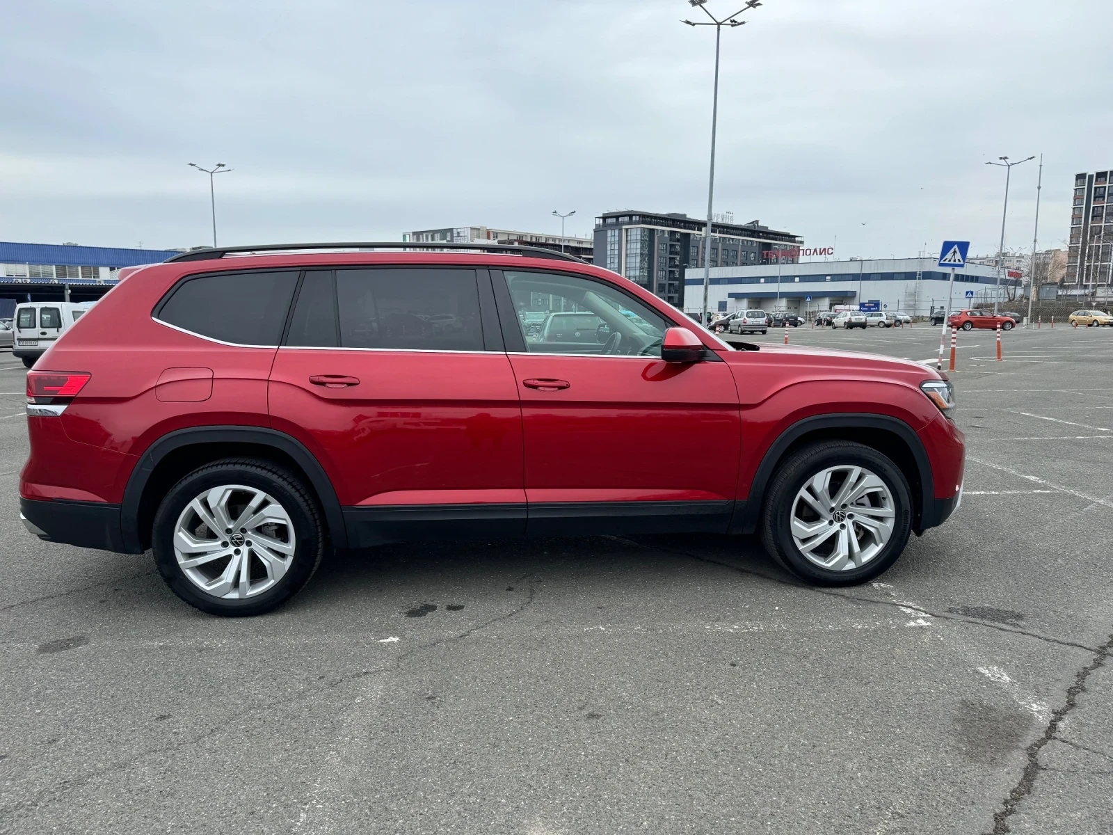 VW Atlas 4MOTION, снимка 4 - Автомобили и джипове - 55789672