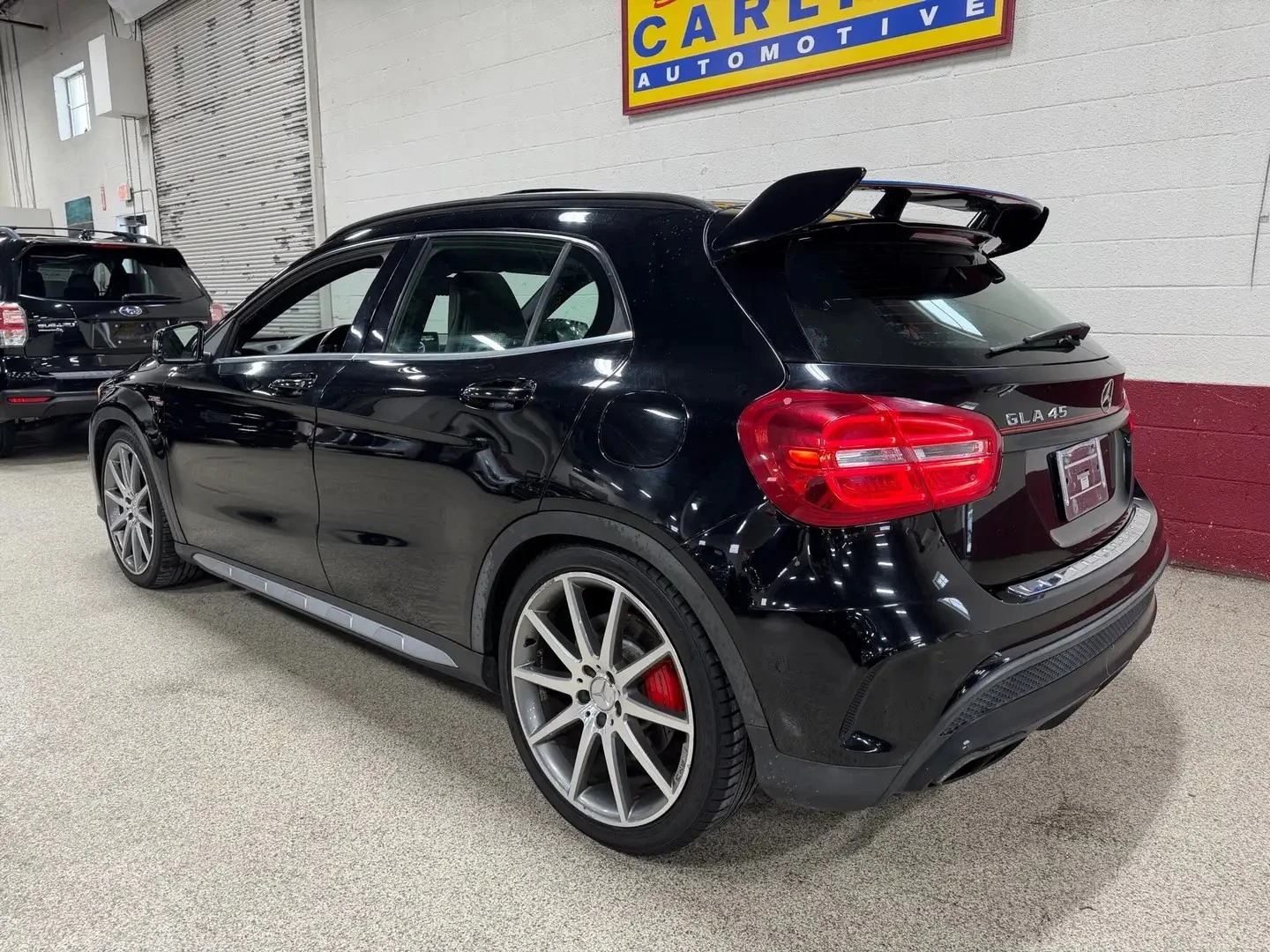 Mercedes-Benz GLA 45 AMG Premium pkg ЦЕНА ДО БЪЛГАРИЯ АВТОКРЕДИТ, снимка 3 - Автомобили и джипове - 55950082