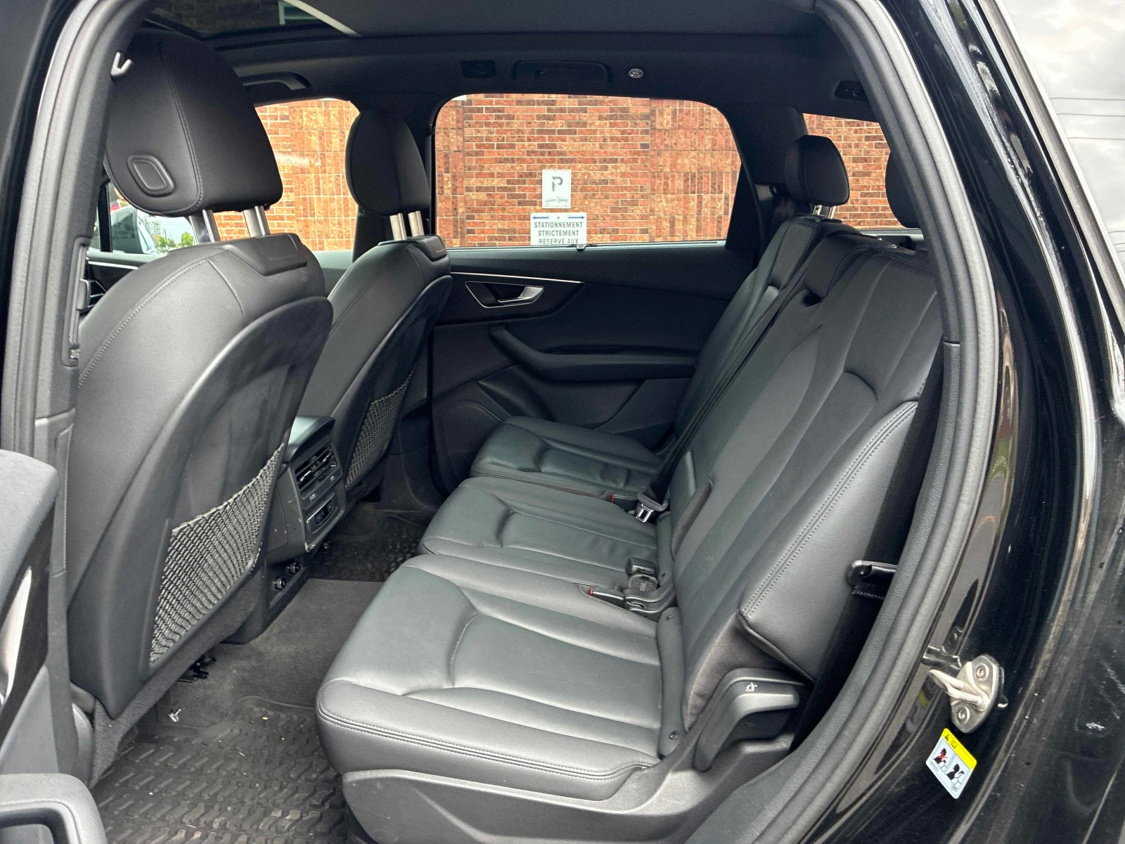 Audi Q7 * АВТОКРЕДИТ * ГЛАВНО ПРЕДСТАВИТЕЛСТВО, снимка 11 - Автомобили и джипове - 56130453