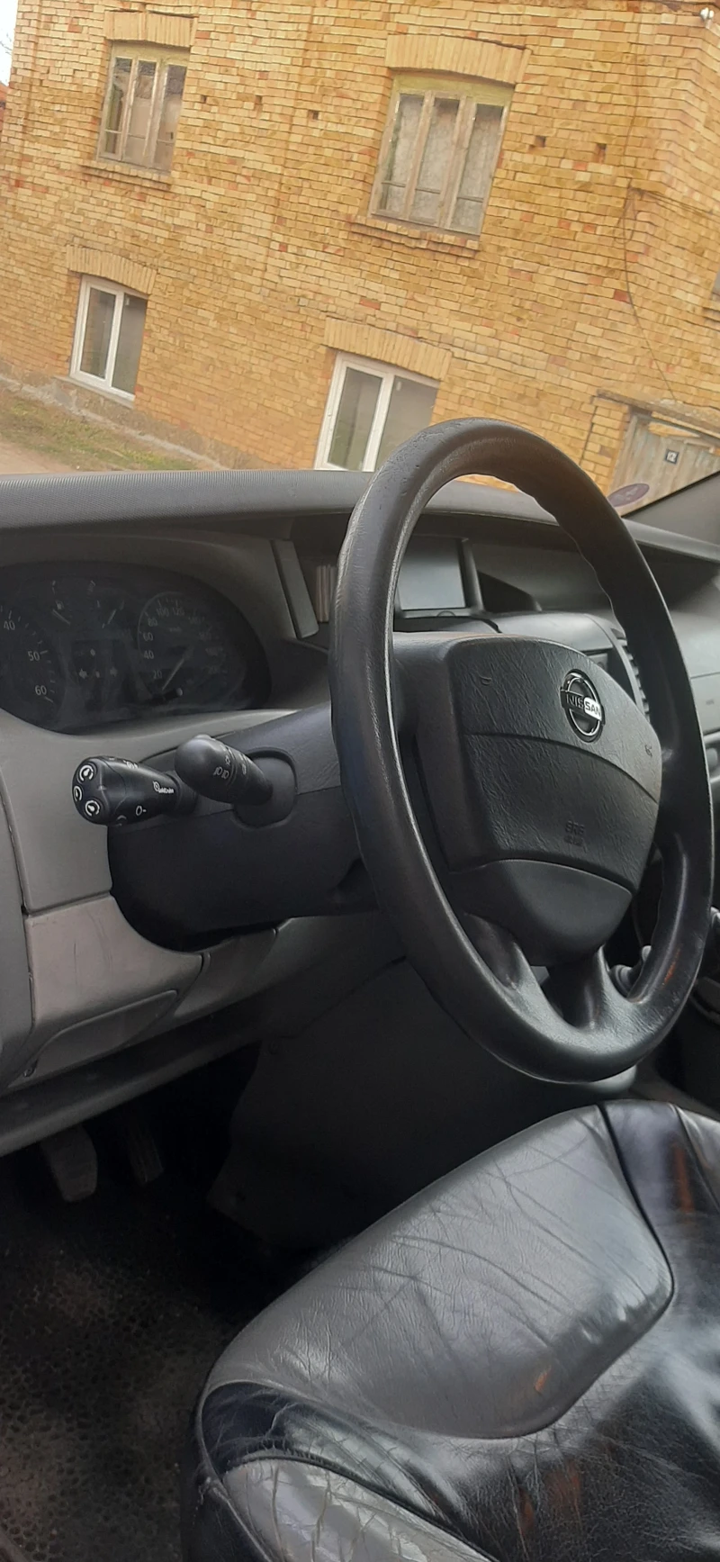 Nissan Primastar, снимка 8 - Бусове и автобуси - 49137175