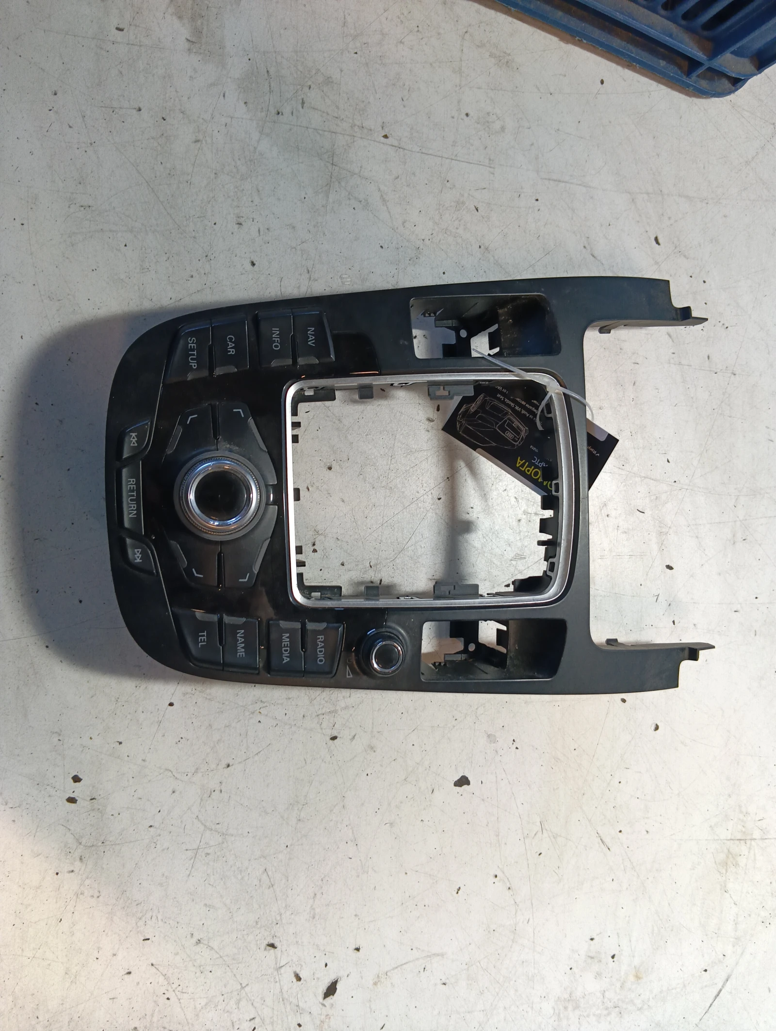 управление мултимедия 8T0919609 Audi A5
