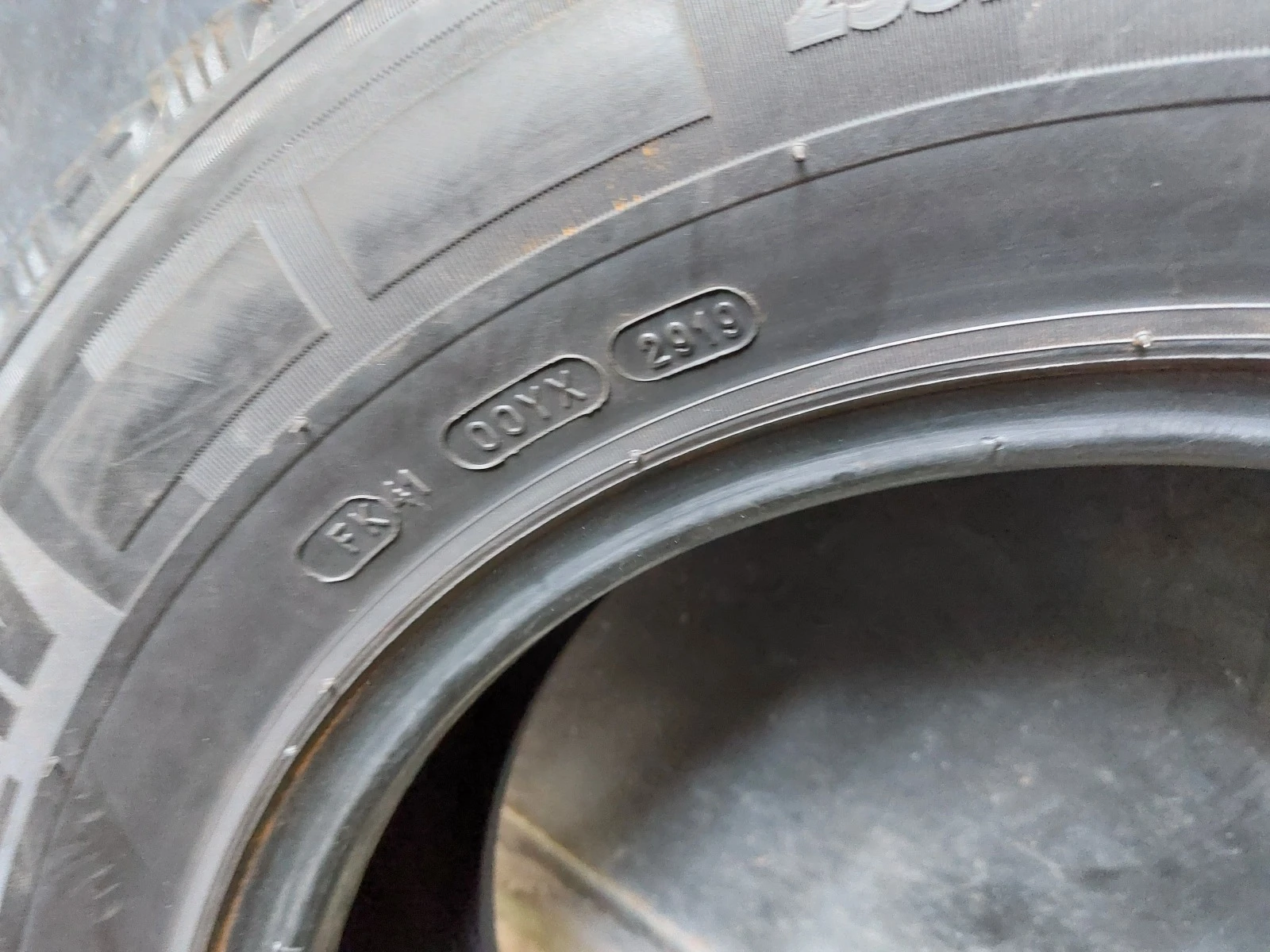 ���� 235/65R16 | Mobile.bg � ����������� 8