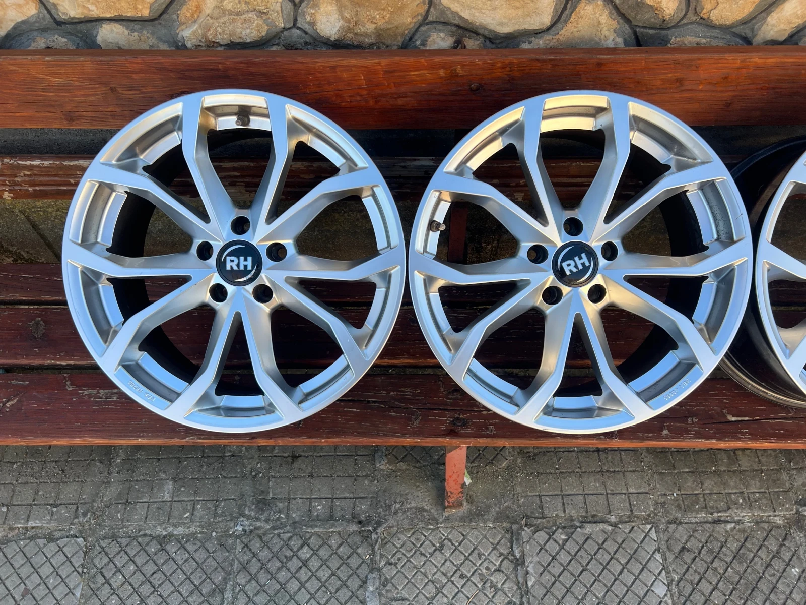 ������ | Mobile.bg � ����������� 3