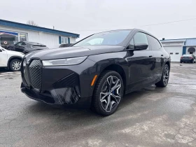 BMW iX xDrive40/HARMAN KARDON/ДИСТРОНИК/PANO/360, снимка 1