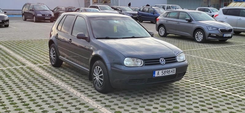 VW Golf 1.9 SDI, снимка 4 - Автомобили и джипове - 47325047