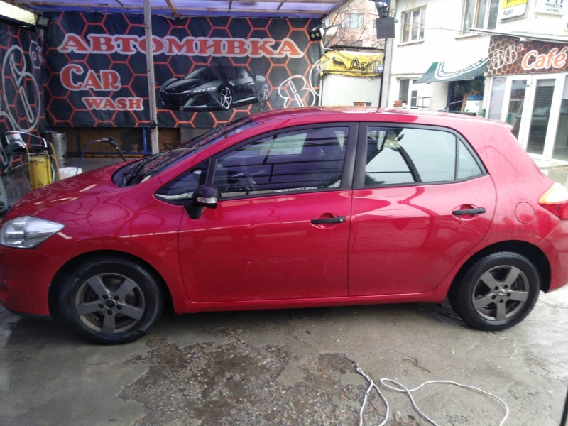 Toyota Auris 1.3VVTi, снимка 8 - Автомобили и джипове - 48329584