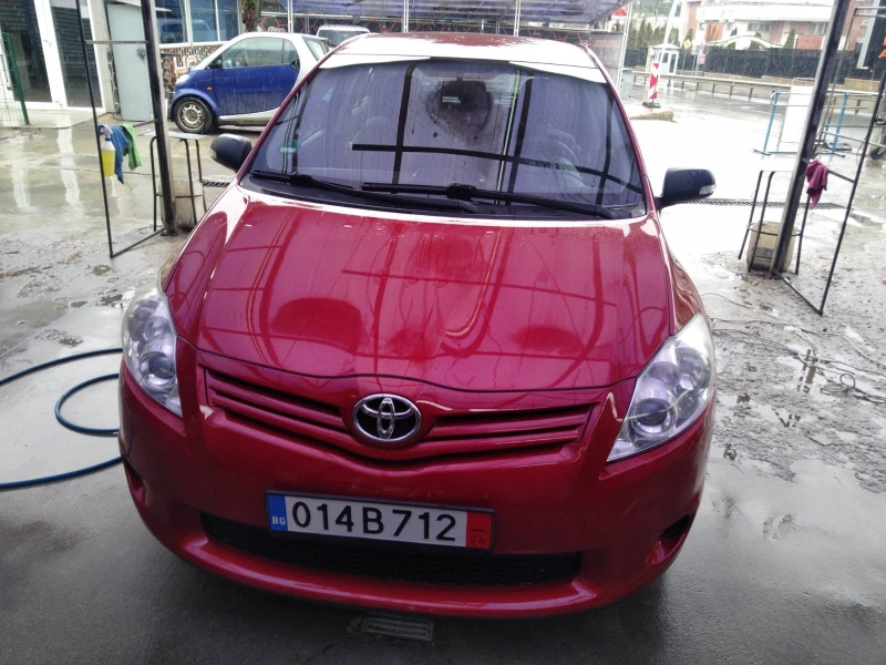 Toyota Auris 1.3VVTi, снимка 3 - Автомобили и джипове - 48329584