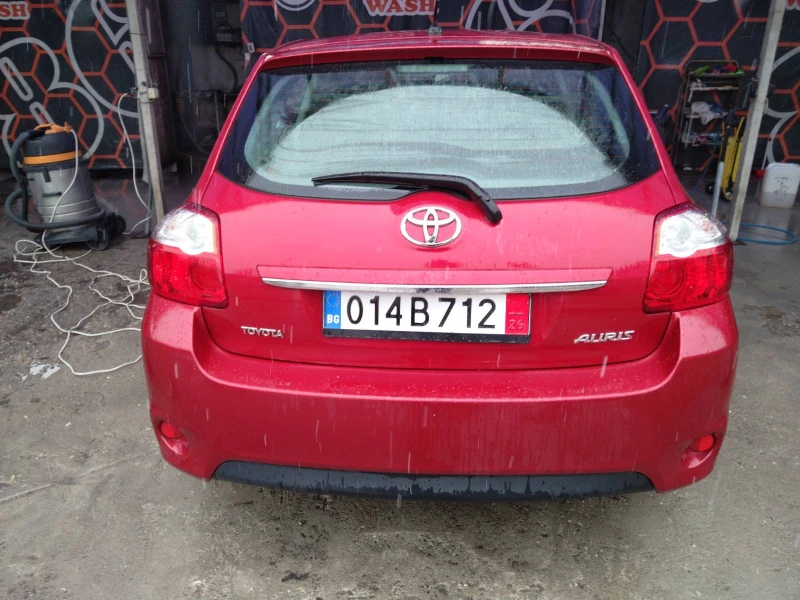 Toyota Auris 1.3VVTi, снимка 6 - Автомобили и джипове - 48329584