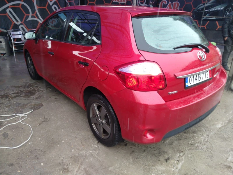 Toyota Auris 1.3VVTi, снимка 7 - Автомобили и джипове - 48329584