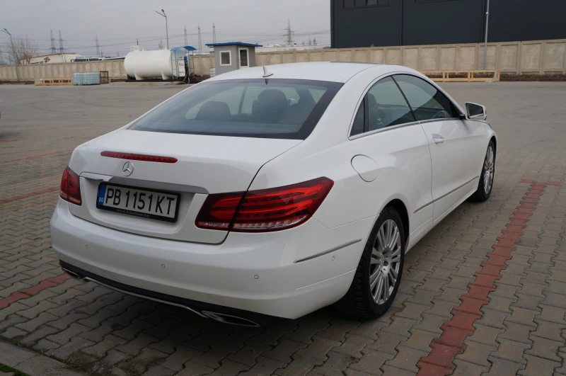 Mercedes-Benz E 250, снимка 4 - Автомобили и джипове - 48901182