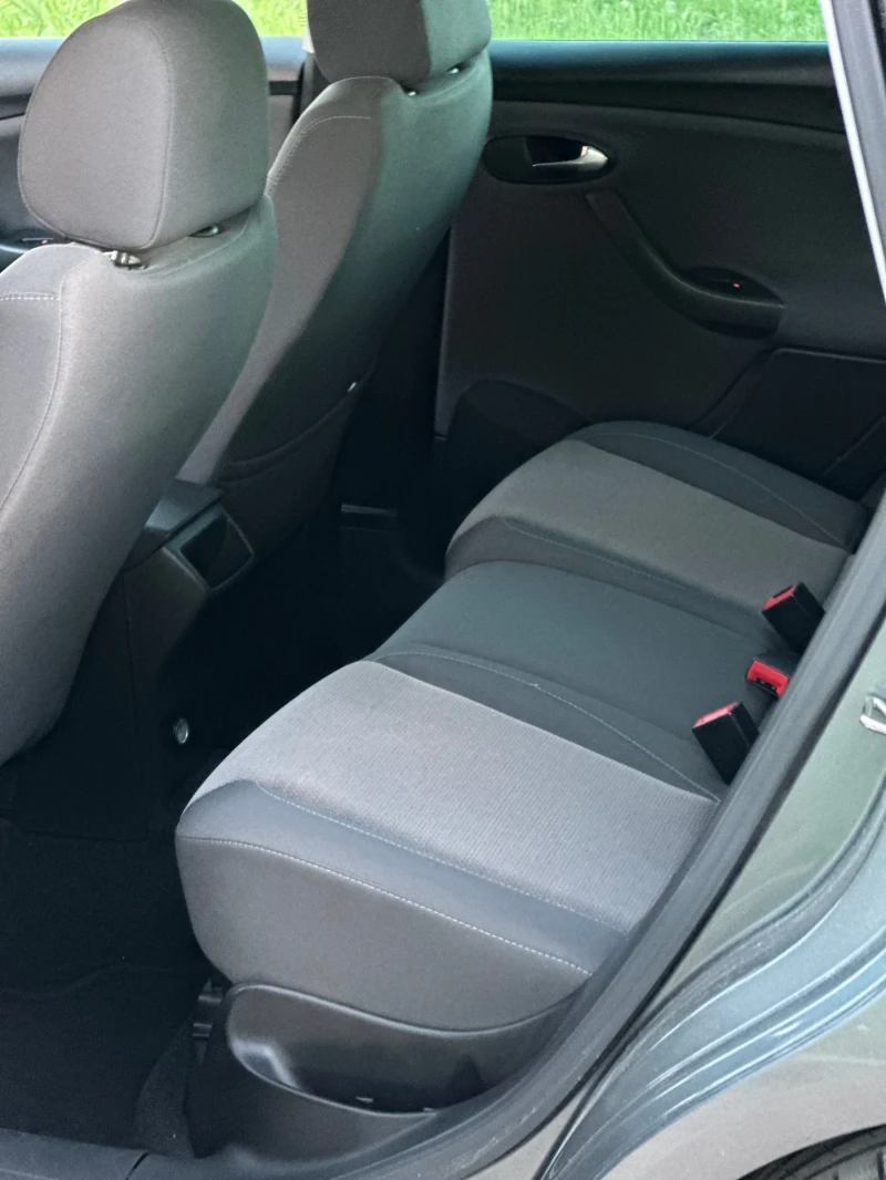 Seat Altea, снимка 11 - Автомобили и джипове - 51279267