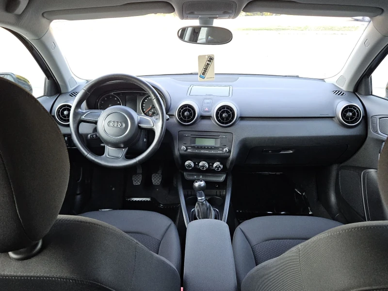 Audi A1 1.2i---86кс, снимка 11 - Автомобили и джипове - 52042362
