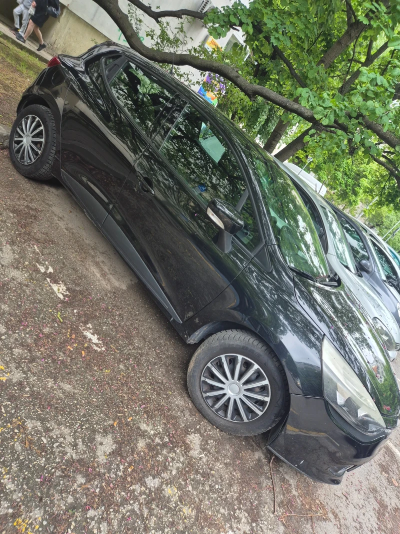 Renault Clio, снимка 2 - Автомобили и джипове - 52160921