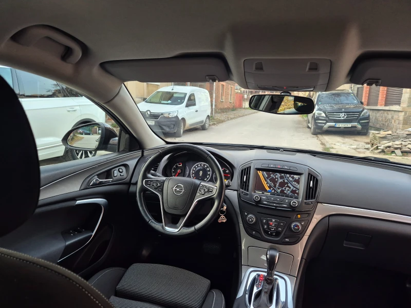 Opel Insignia 2.0d-COSMO-NAVI-6speed, снимка 16 - Автомобили и джипове - 52713638