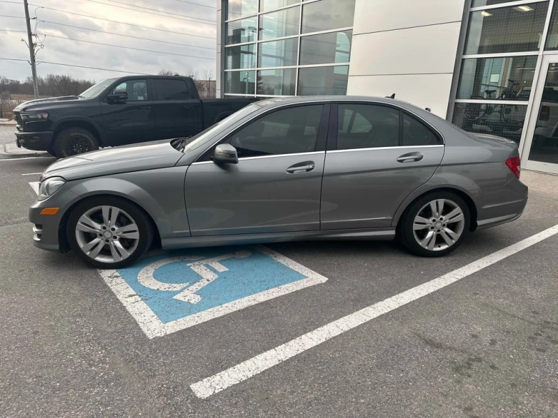 Mercedes-Benz C 300 2012 * CARFAX * ОТ ПРЕДСТАВИТЕЛСТВО, снимка 3 - Автомобили и джипове - 53200542