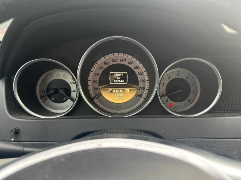Mercedes-Benz C 300 2012 * CARFAX * ОТ ПРЕДСТАВИТЕЛСТВО, снимка 8 - Автомобили и джипове - 53200542