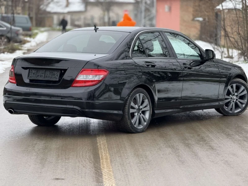 Mercedes-Benz C 220 2.2, снимка 4 - Автомобили и джипове - 53238653