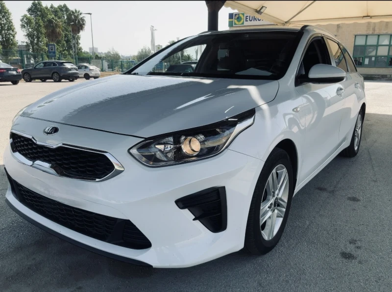 Kia Ceed 1.6CRDi Mild-Hybrid - 22000 лв. - 47848675 1