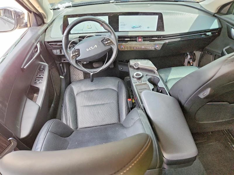 Kia EV6 2023 KIA EV6 WIND, снимка 9 - Автомобили и джипове - 55660382