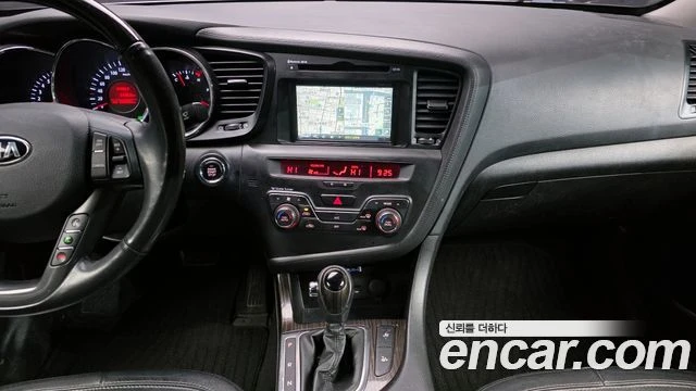 Kia K5, снимка 14 - Автомобили и джипове - 56089307