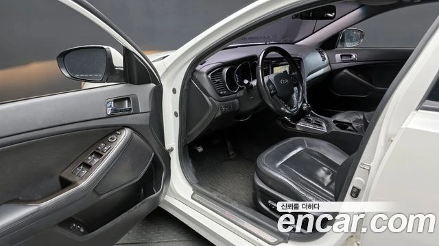 Kia K5, снимка 11 - Автомобили и джипове - 56089307