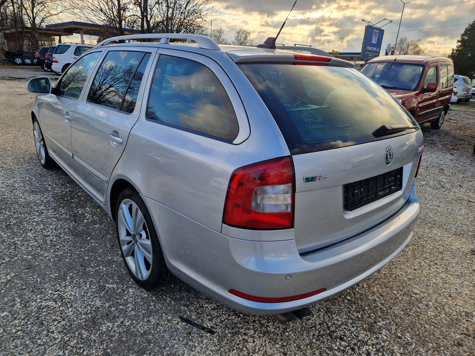 Skoda Octavia VRS/2.0TDI/AVTOMAT/NAVI/F1 - изображение 6