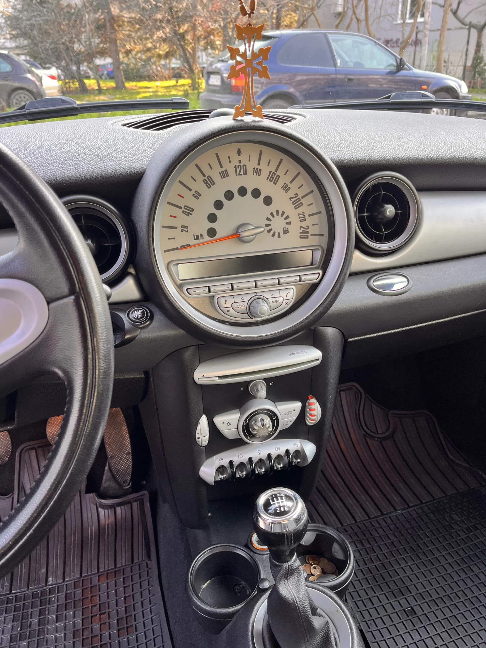 Mini Cooper mini cooper r56  1.6 бензин - изображение 6