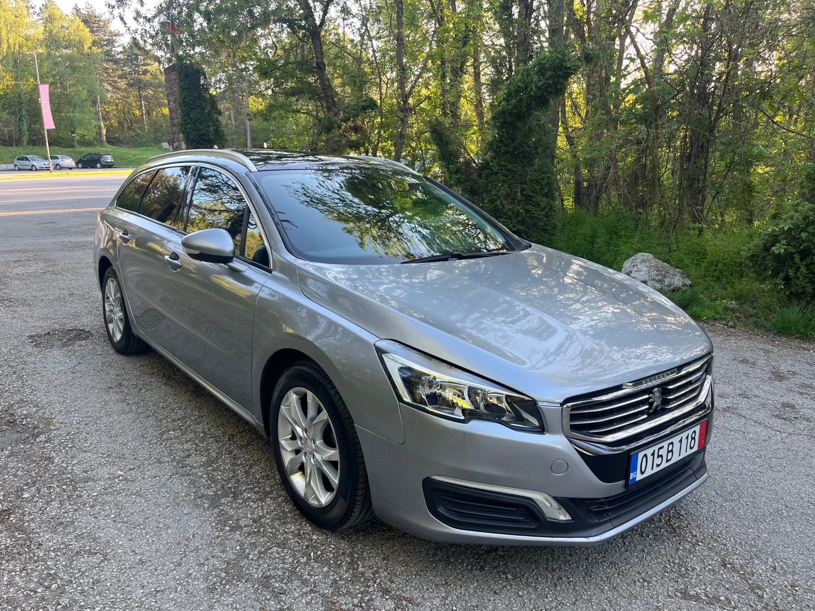 Peugeot 508 Автомат* Нави* Панорама* Allure, снимка 2 - Автомобили и джипове - 50527167