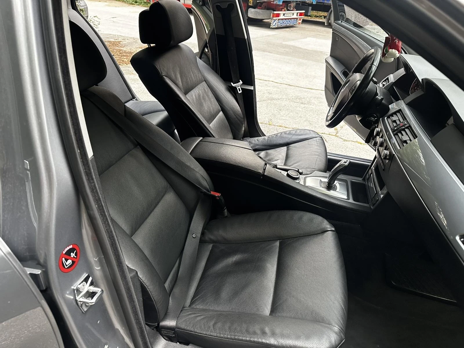 BMW 525 197h.p* FACE* КОЖА* НАВИ* ПОДГРЕВ* ОРИГИНАЛНА БОЯ - изображение 8