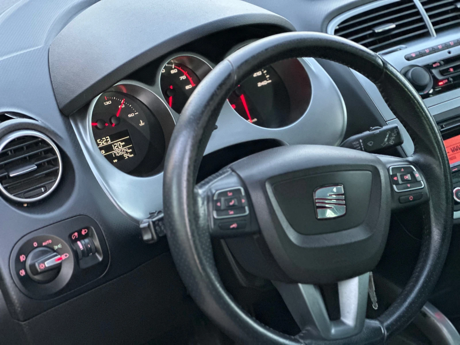 Seat Altea  - изображение 9