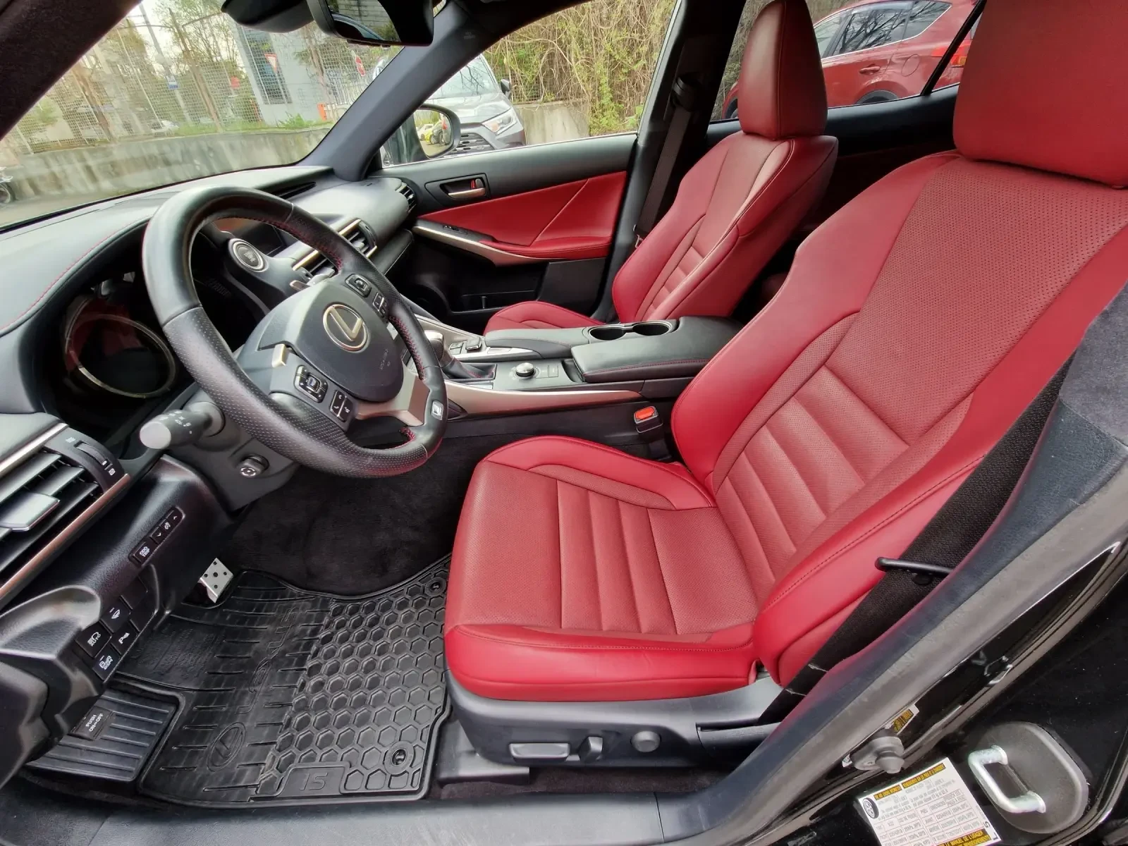 Lexus IS 350 AWD, , F -sport, 311k.c | Mobile.bg   17