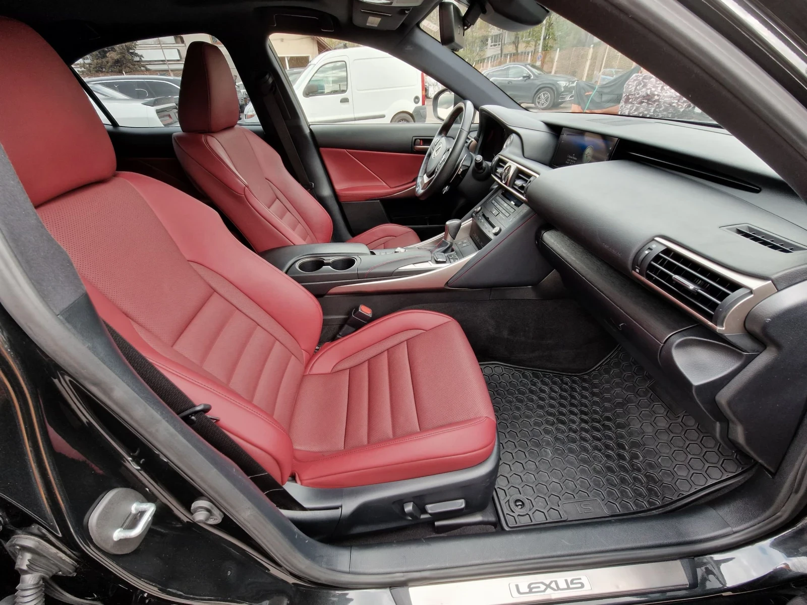 Lexus IS 350 AWD, , F -sport, 311k.c | Mobile.bg � ����������� 15